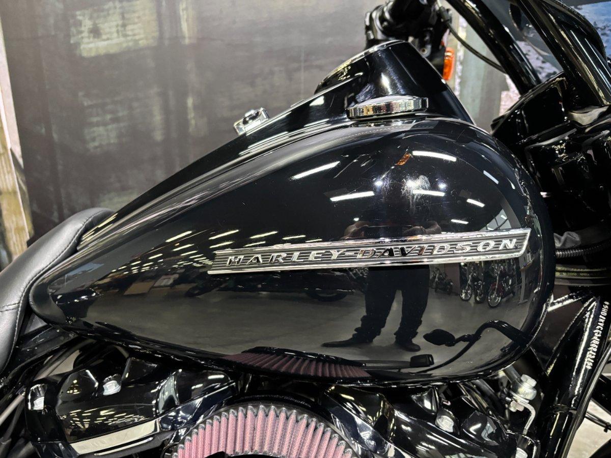 2018 HARLEY-DAVIDSON FLHRXS ROAD KING SPECIAL CRUISER