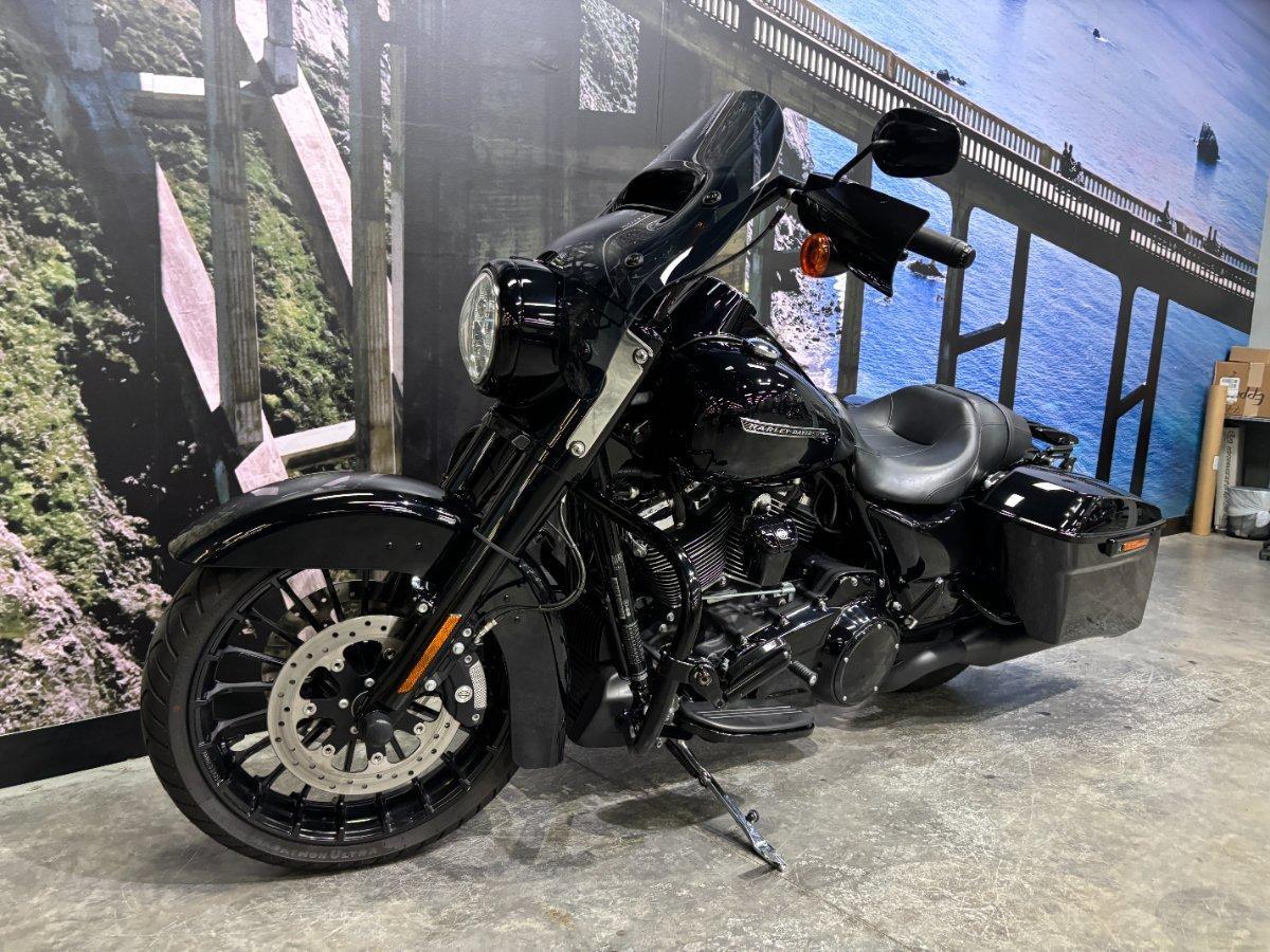 2018 HARLEY-DAVIDSON FLHRXS ROAD KING SPECIAL CRUISER