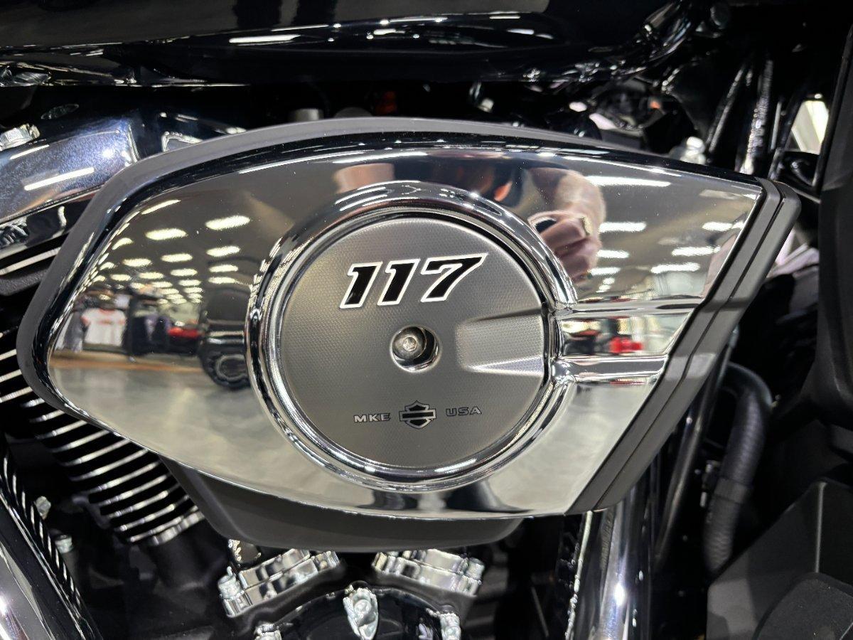 2026 HARLEY-DAVIDSON FLHXL STREET GLIDE LIMITED 117 CRUISER