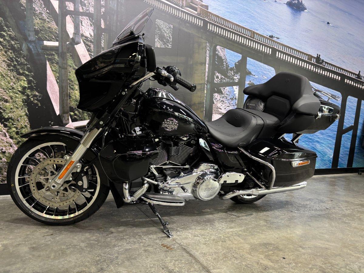 2026 HARLEY-DAVIDSON FLHXL STREET GLIDE LIMITED 117 CRUISER
