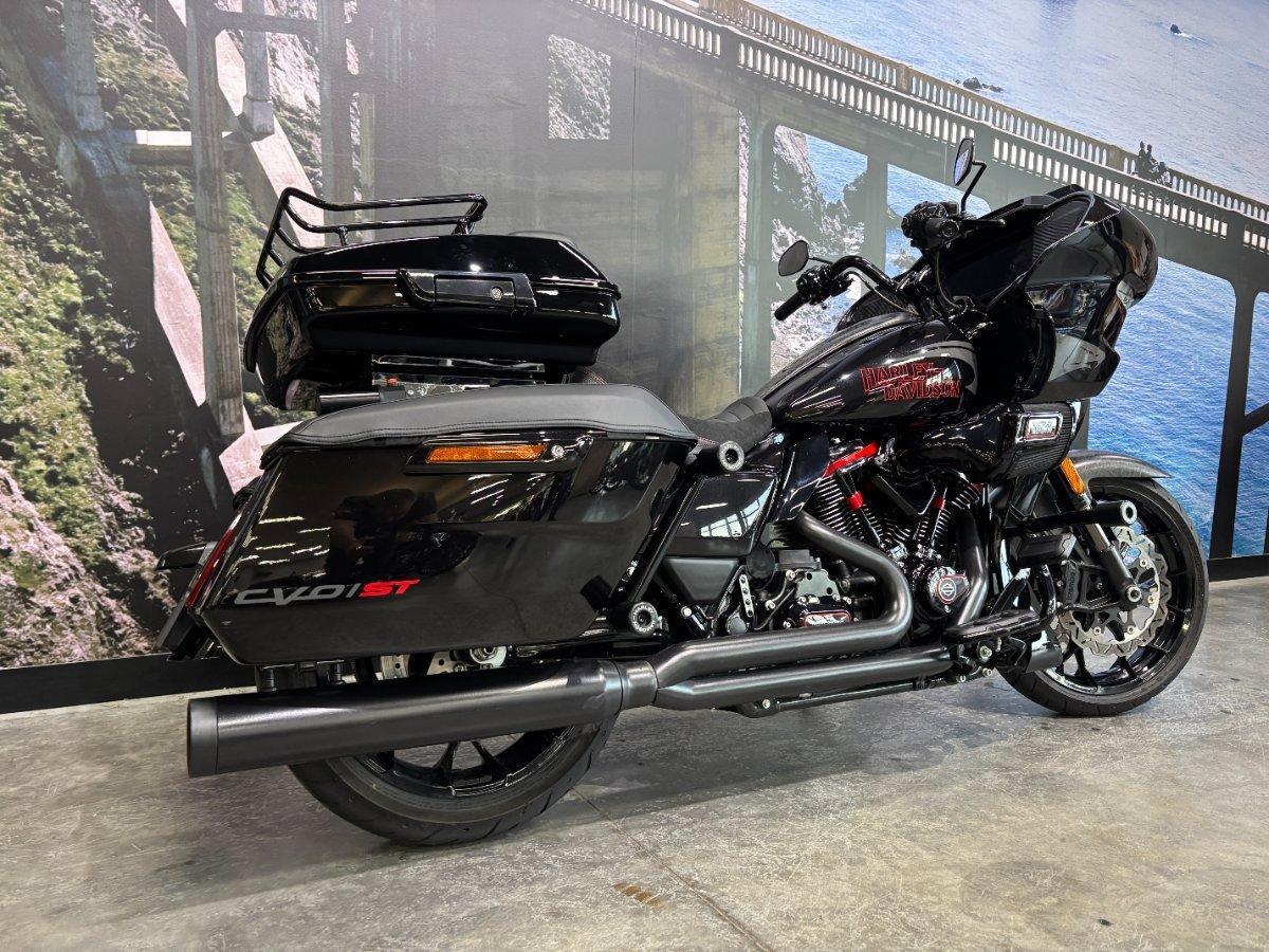 2024 HARLEY-DAVIDSON FLTRXSTSE CVO RD GLIDE ST 121 CRUISER