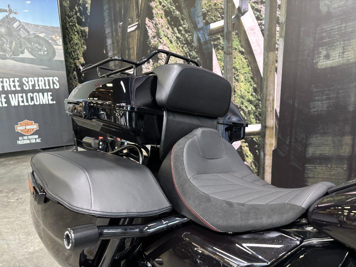 2024 HARLEY-DAVIDSON FLTRXSTSE CVO RD GLIDE ST 121 CRUISER