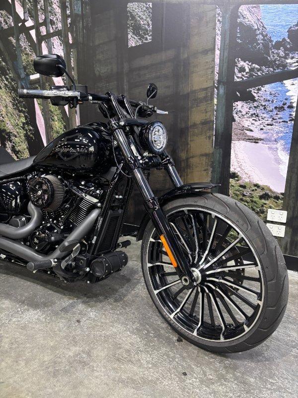 2025 HARLEY-DAVIDSON FXBR BREAKOUT (117) CRUISER