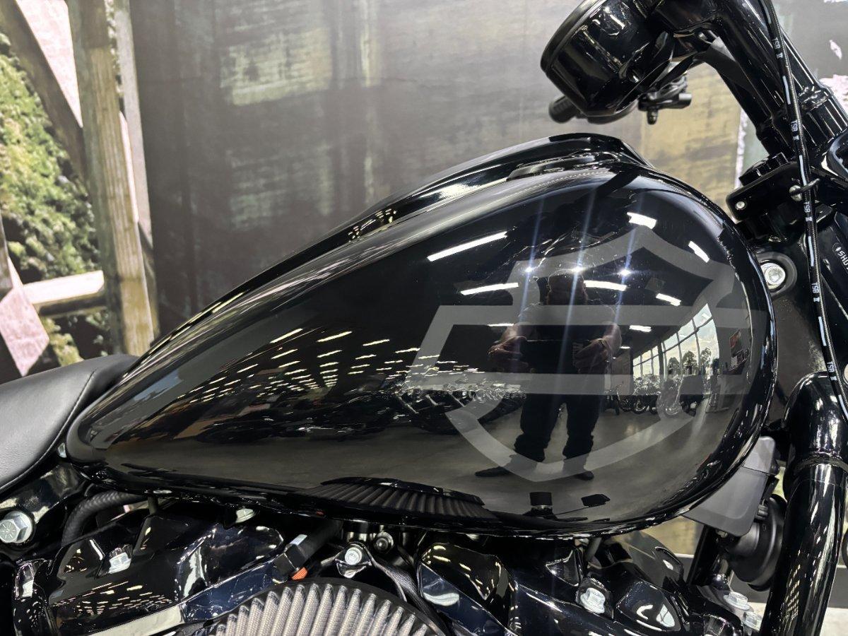 2025 HARLEY-DAVIDSON FXBR BREAKOUT (117) CRUISER