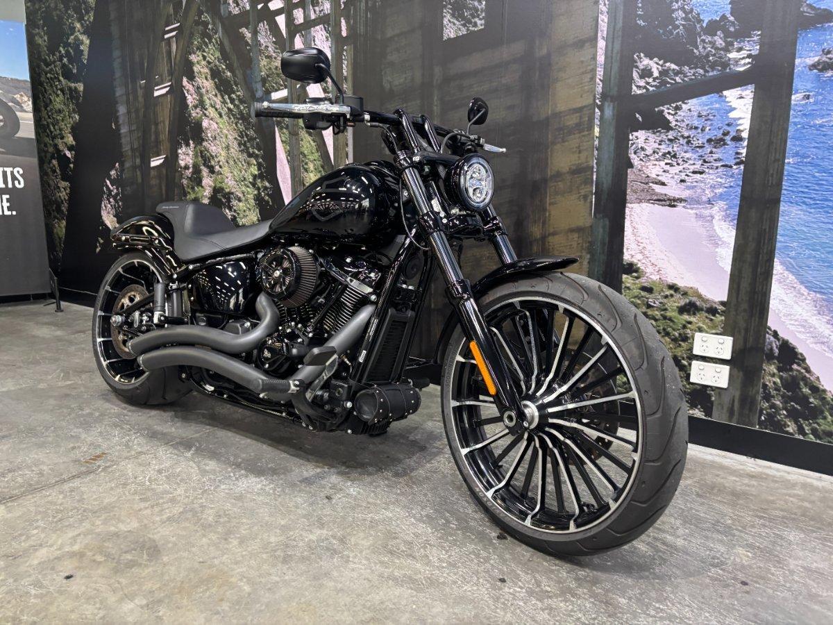 2025 HARLEY-DAVIDSON FXBR BREAKOUT (117) CRUISER