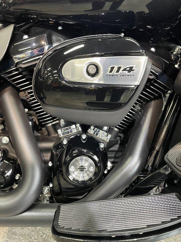 2024 HARLEY-DAVIDSON FLTRK ROAD GLIDE LIMITED (114) CRUISER