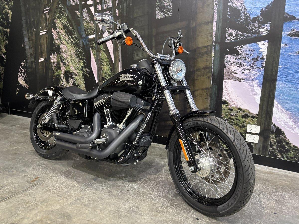 2017 HARLEY-DAVIDSON FXDB STREET BOB CRUISER