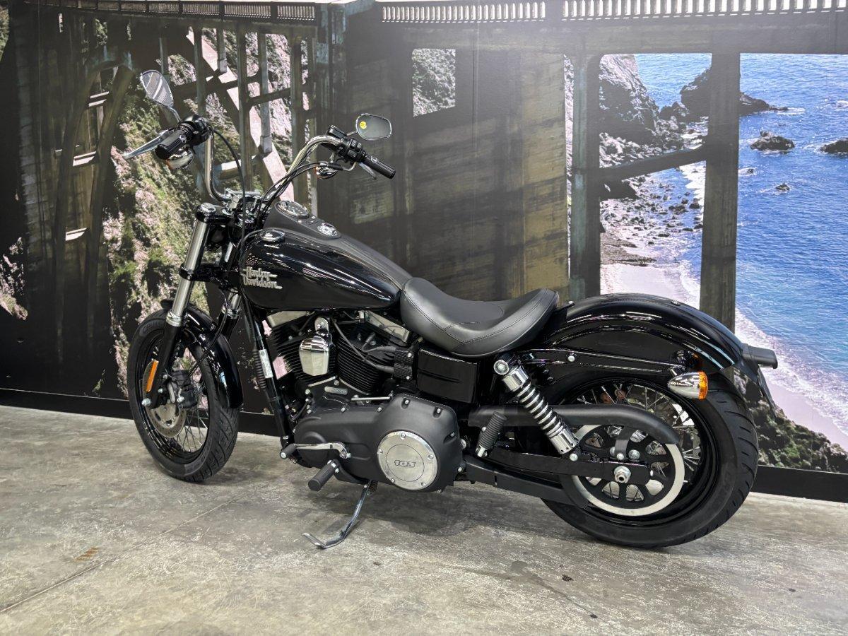 2017 HARLEY-DAVIDSON FXDB STREET BOB CRUISER
