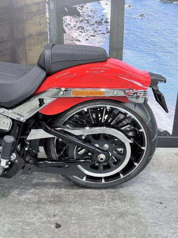 2026 HARLEY-DAVIDSON FXBR BREAKOUT (117) CRUISER