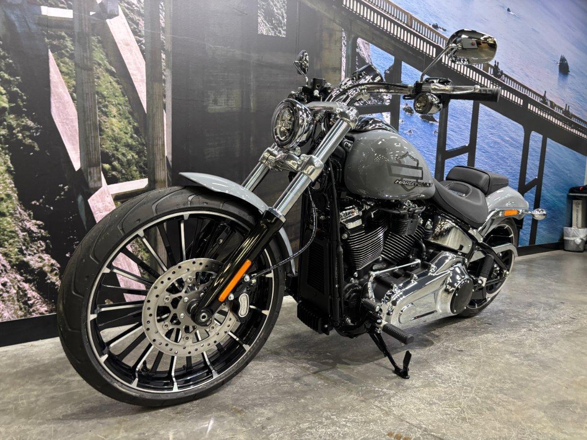 2026 HARLEY-DAVIDSON FXBR BREAKOUT (117) CRUISER