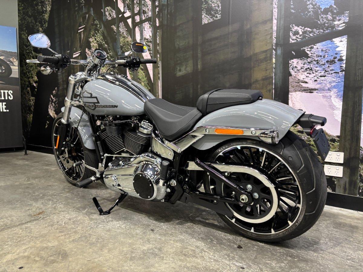 2026 HARLEY-DAVIDSON FXBR BREAKOUT (117) CRUISER