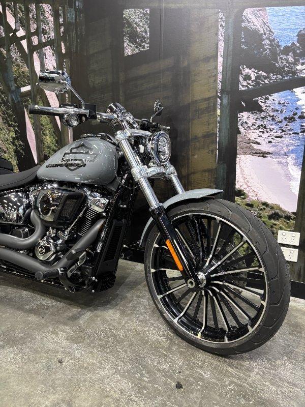 2026 HARLEY-DAVIDSON FXBR BREAKOUT (117) CRUISER