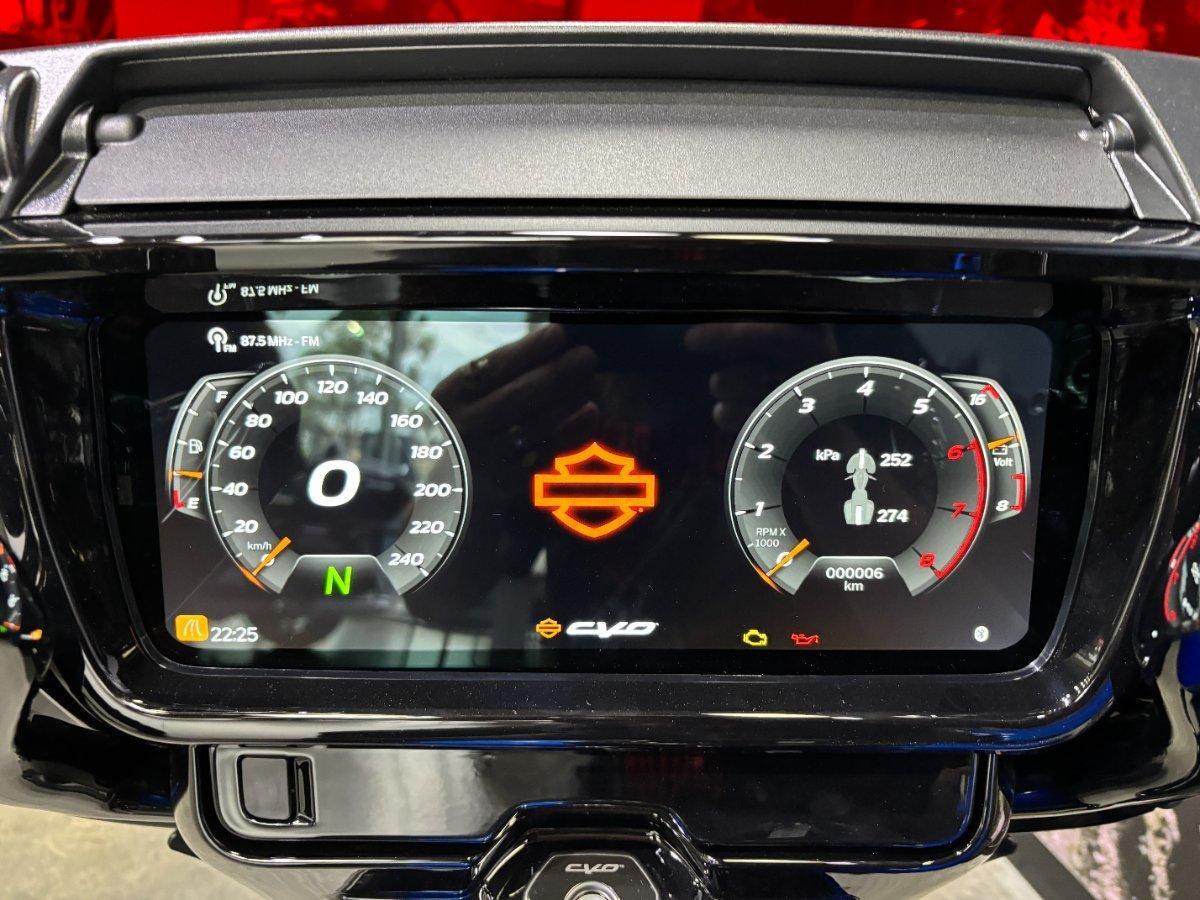 2026 HARLEY-DAVIDSON FLHXSTSE CVO STREET GLIDE ST (121) CRUISER