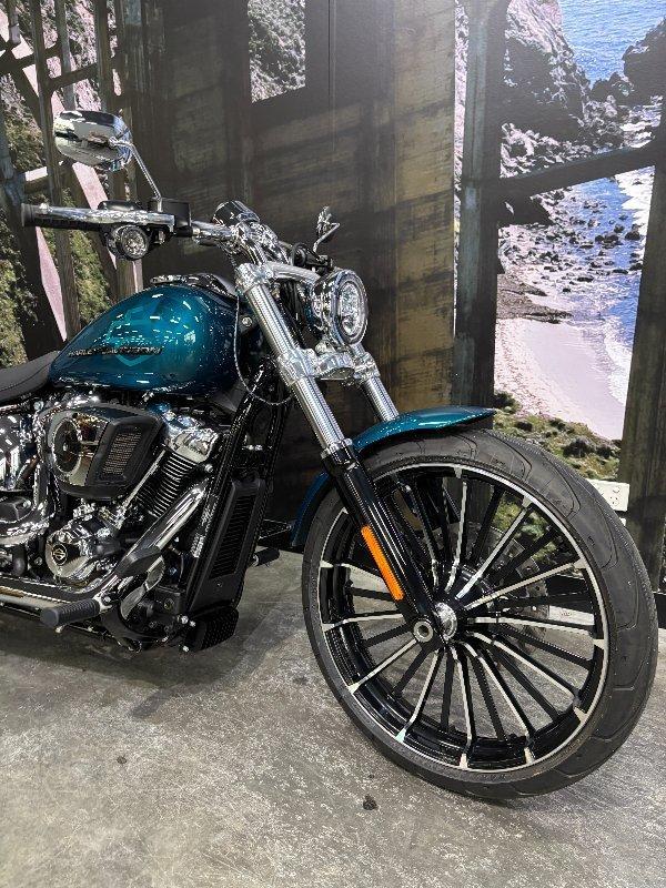 2026 HARLEY-DAVIDSON FXBR BREAKOUT (117) SOFTAIL CRUISER