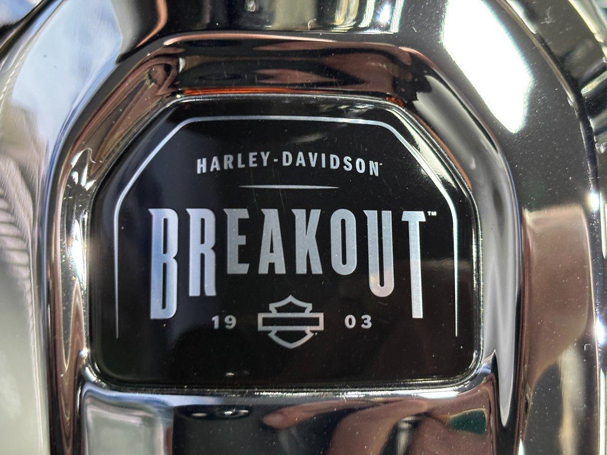 2026 HARLEY-DAVIDSON FXBR BREAKOUT (117) SOFTAIL CRUISER