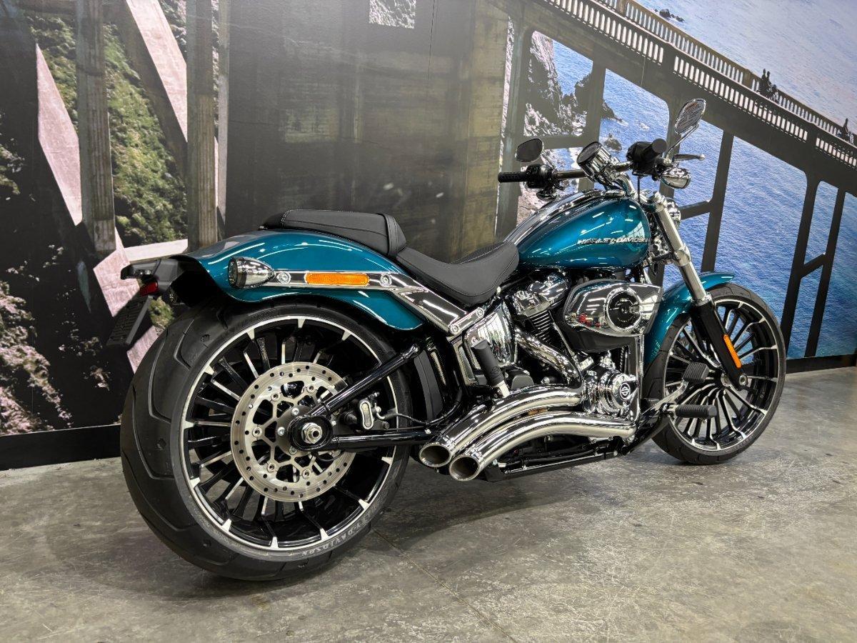 2026 HARLEY-DAVIDSON FXBR BREAKOUT (117) SOFTAIL CRUISER