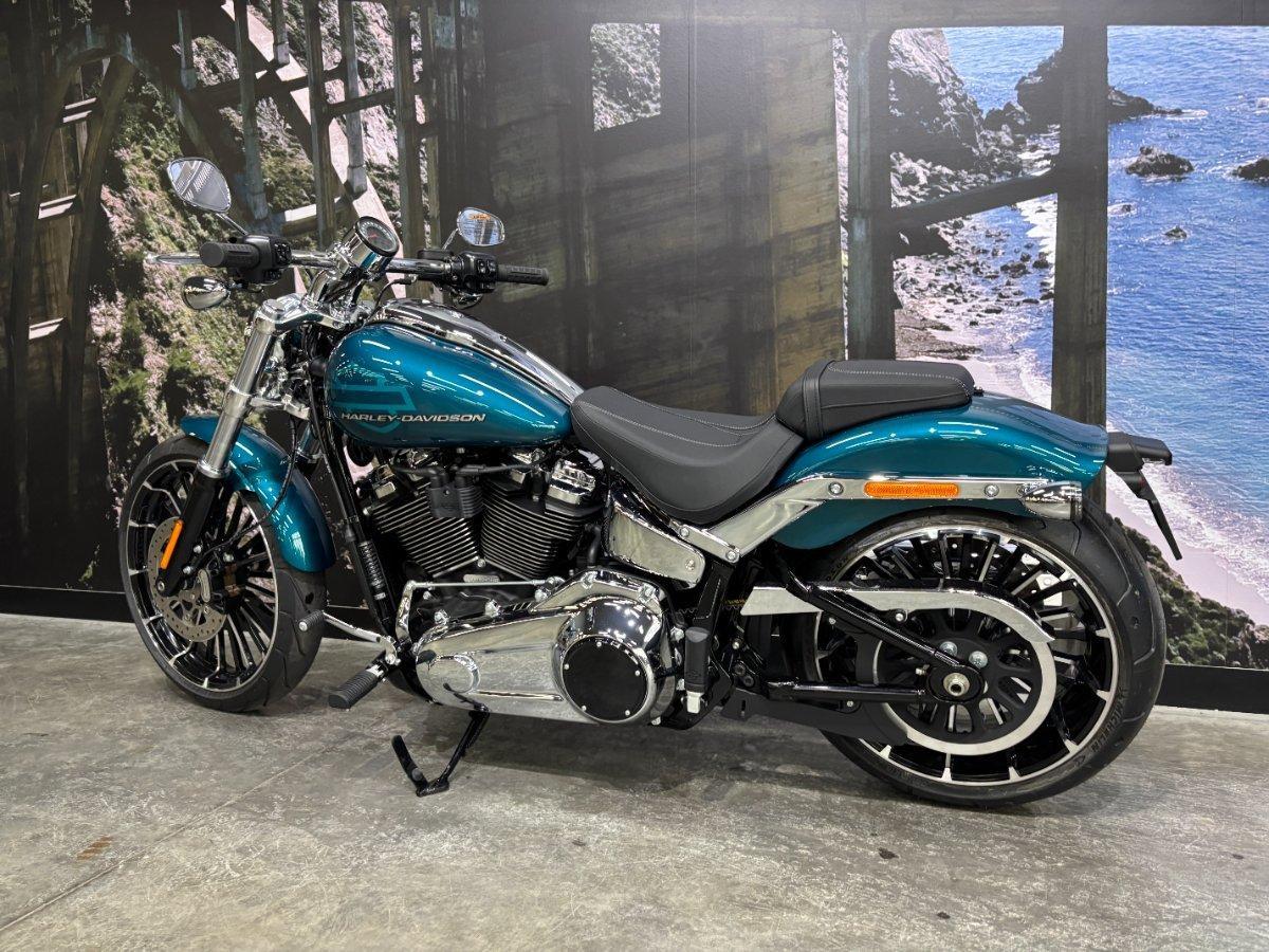 2026 HARLEY-DAVIDSON FXBR BREAKOUT (117) SOFTAIL CRUISER