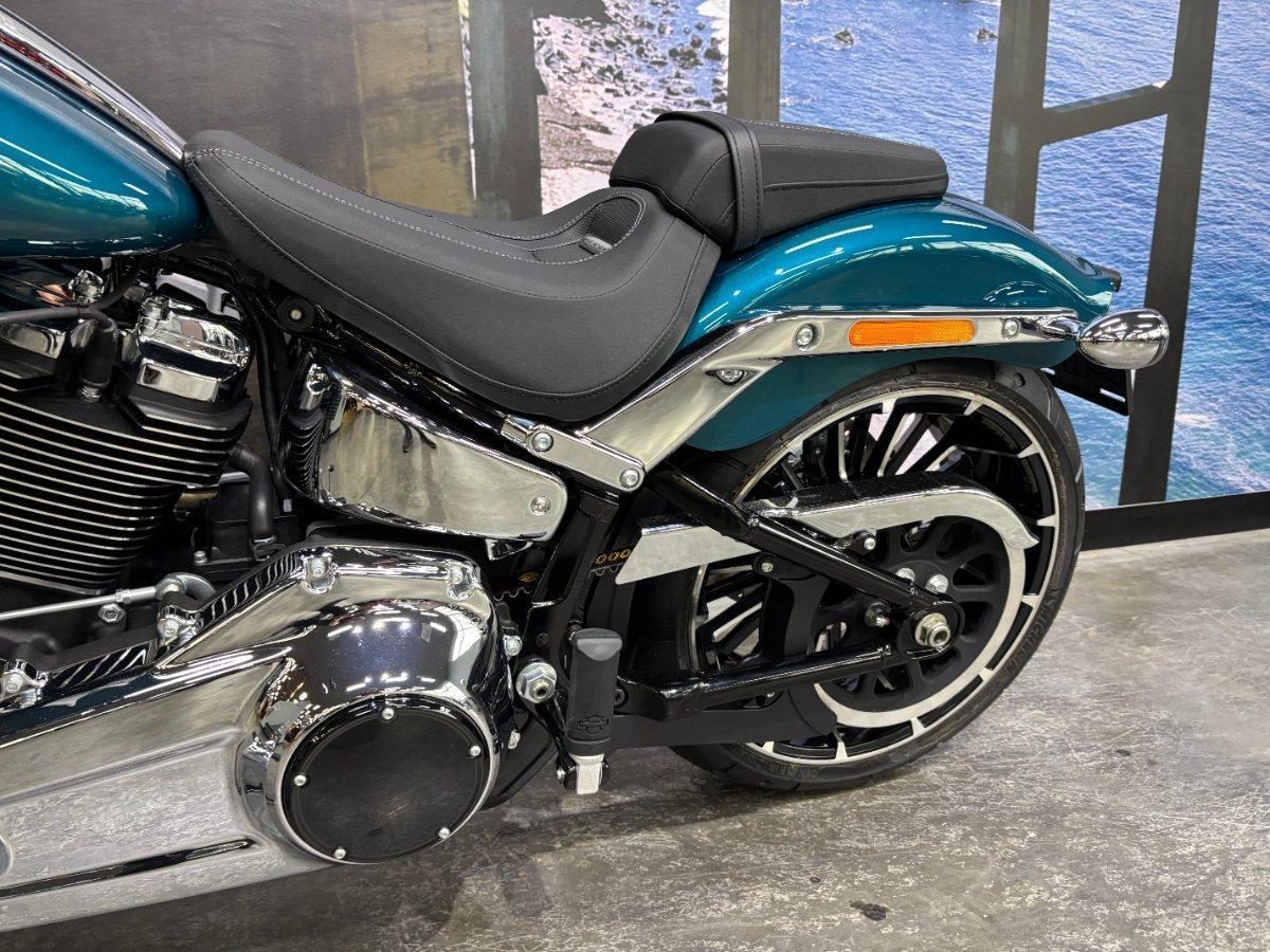 2026 HARLEY-DAVIDSON FXBR BREAKOUT (117) SOFTAIL CRUISER