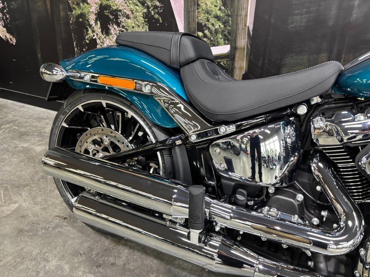 2026 HARLEY-DAVIDSON FXBR BREAKOUT (117) SOFTAIL CRUISER