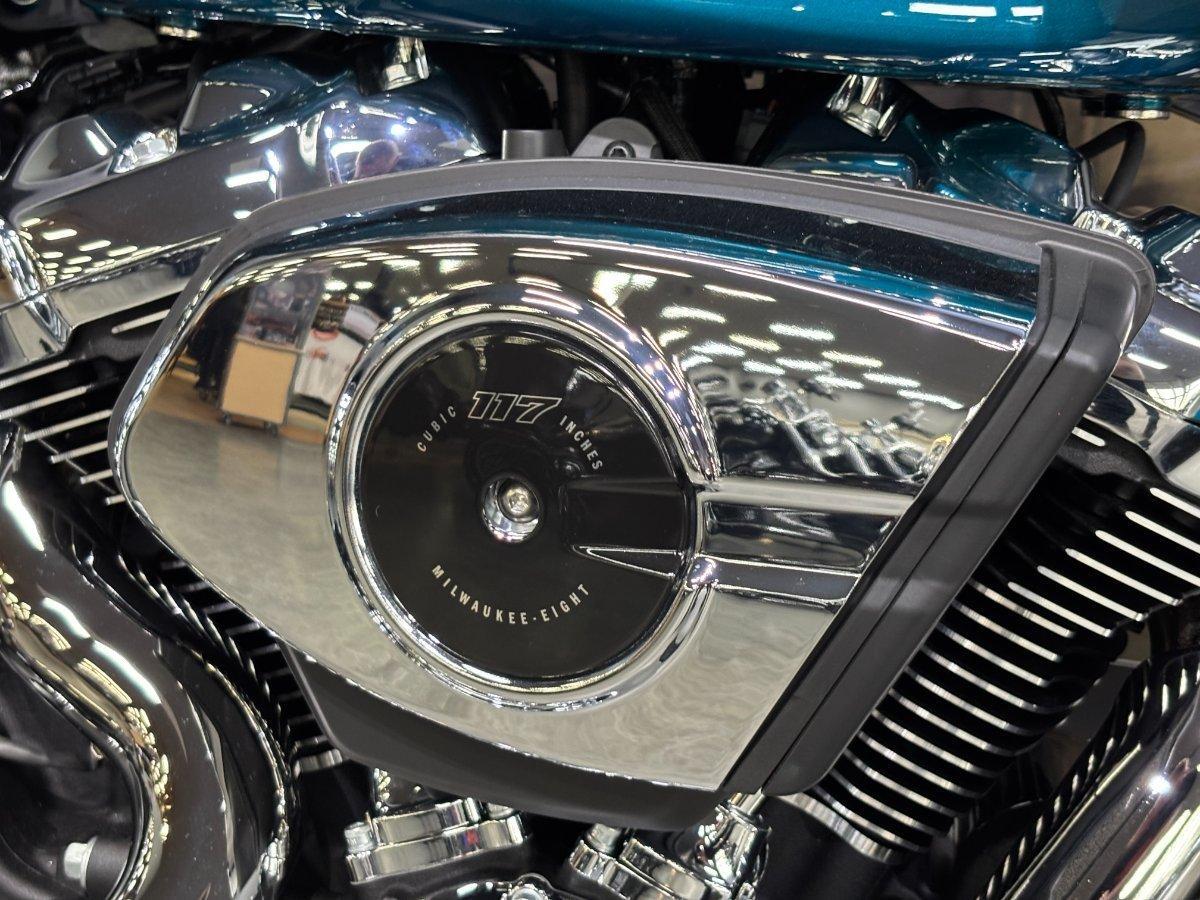 2026 HARLEY-DAVIDSON FXBR BREAKOUT (117) SOFTAIL CRUISER