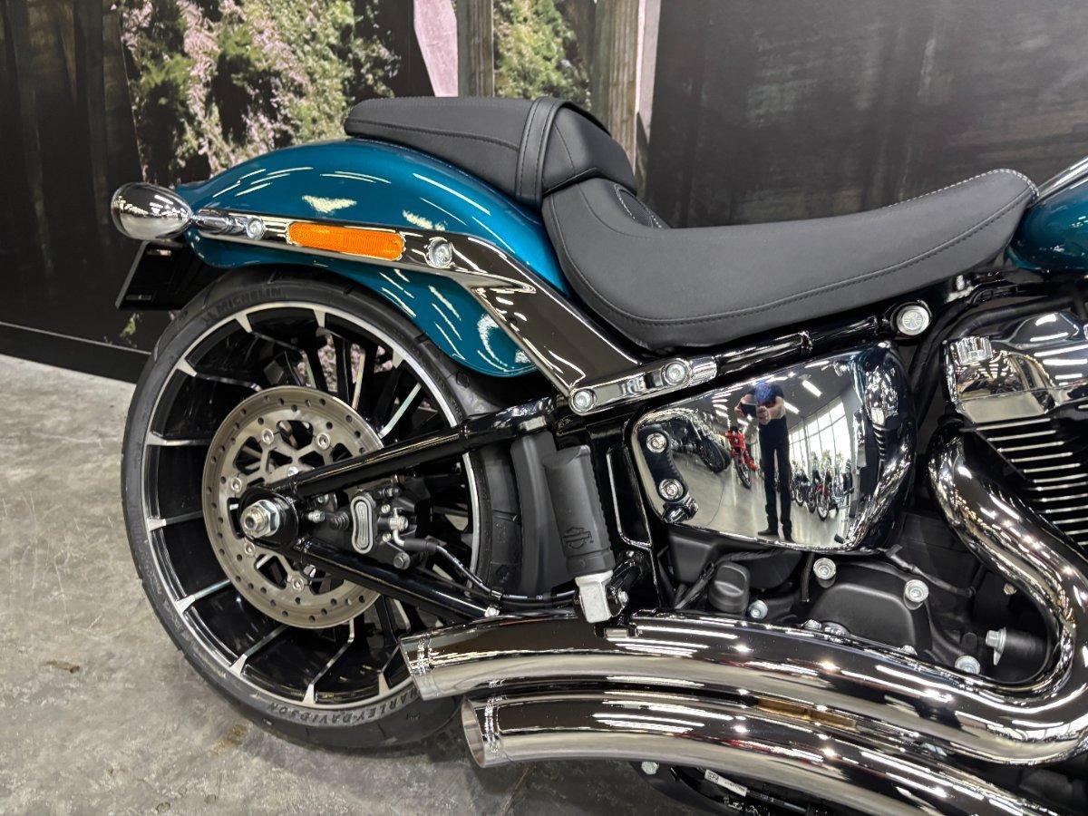 2026 HARLEY-DAVIDSON FXBR BREAKOUT (117) SOFTAIL CRUISER
