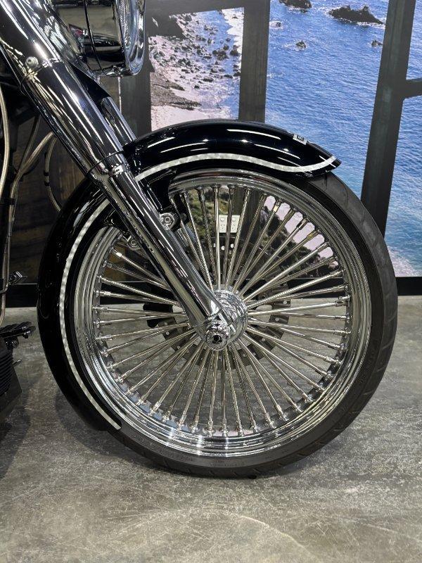 2017 HARLEY-DAVIDSON FLSTFBS FAT BOY S CRUISER