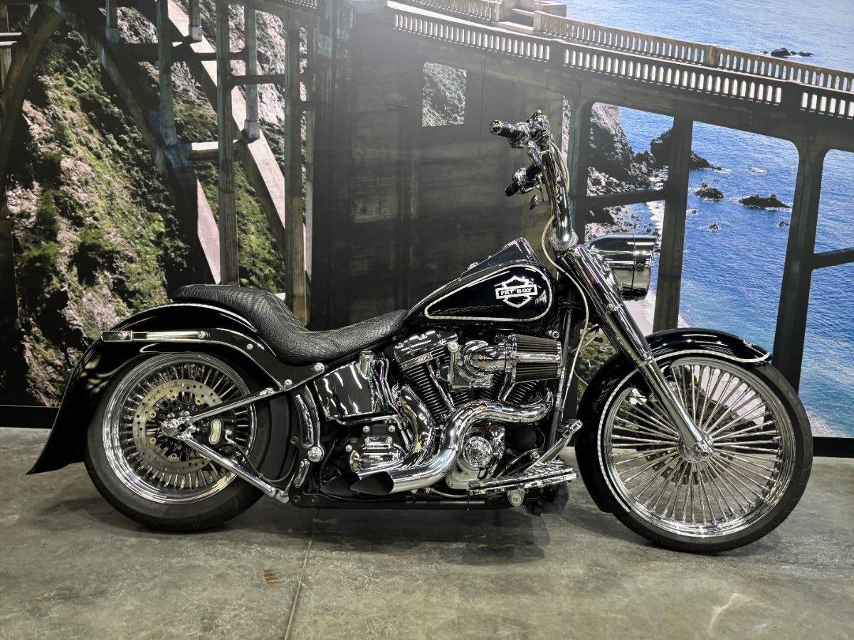 2017 HARLEY-DAVIDSON FLSTFBS FAT BOY S CRUISER