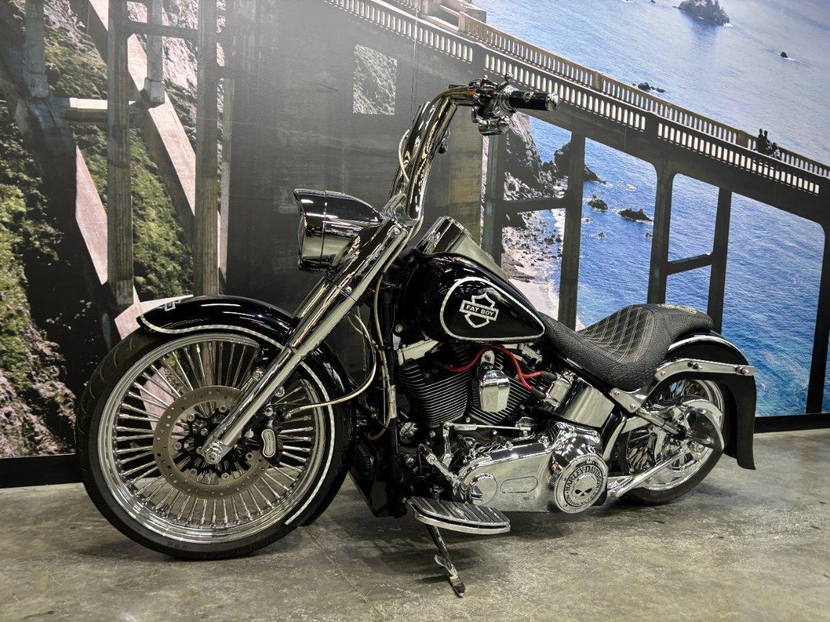 2017 HARLEY-DAVIDSON FLSTFBS FAT BOY S CRUISER