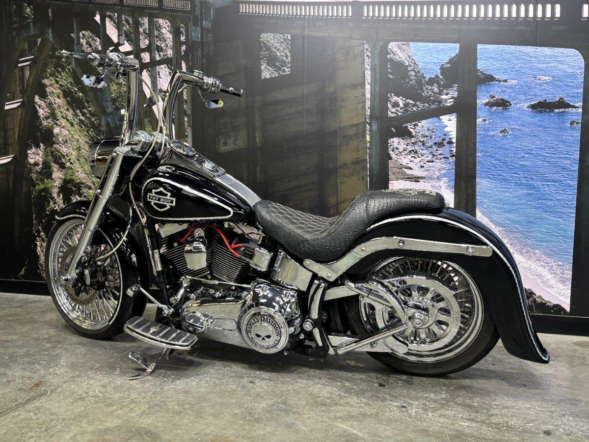 2017 HARLEY-DAVIDSON FLSTFBS FAT BOY S CRUISER