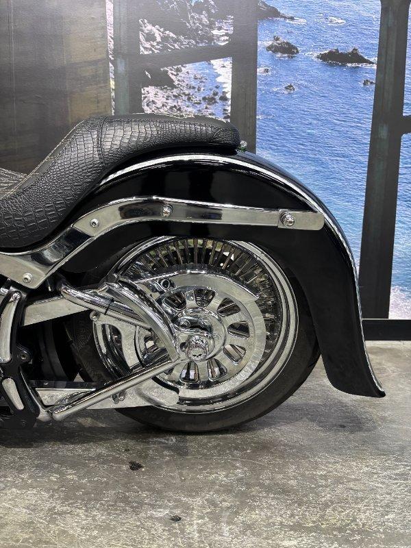 2017 HARLEY-DAVIDSON FLSTFBS FAT BOY S CRUISER