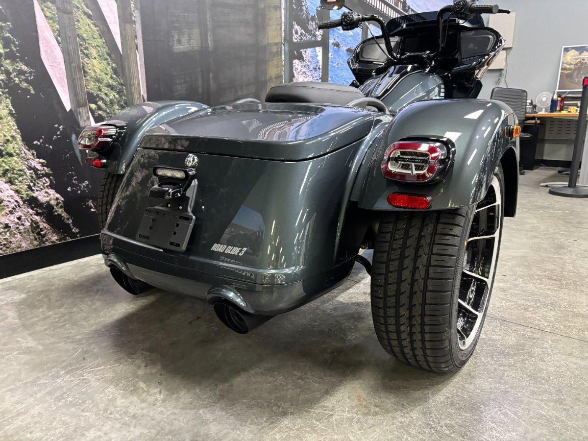 2026 HARLEY-DAVIDSON FLTRT ROAD GLIDE 3 TRIKE