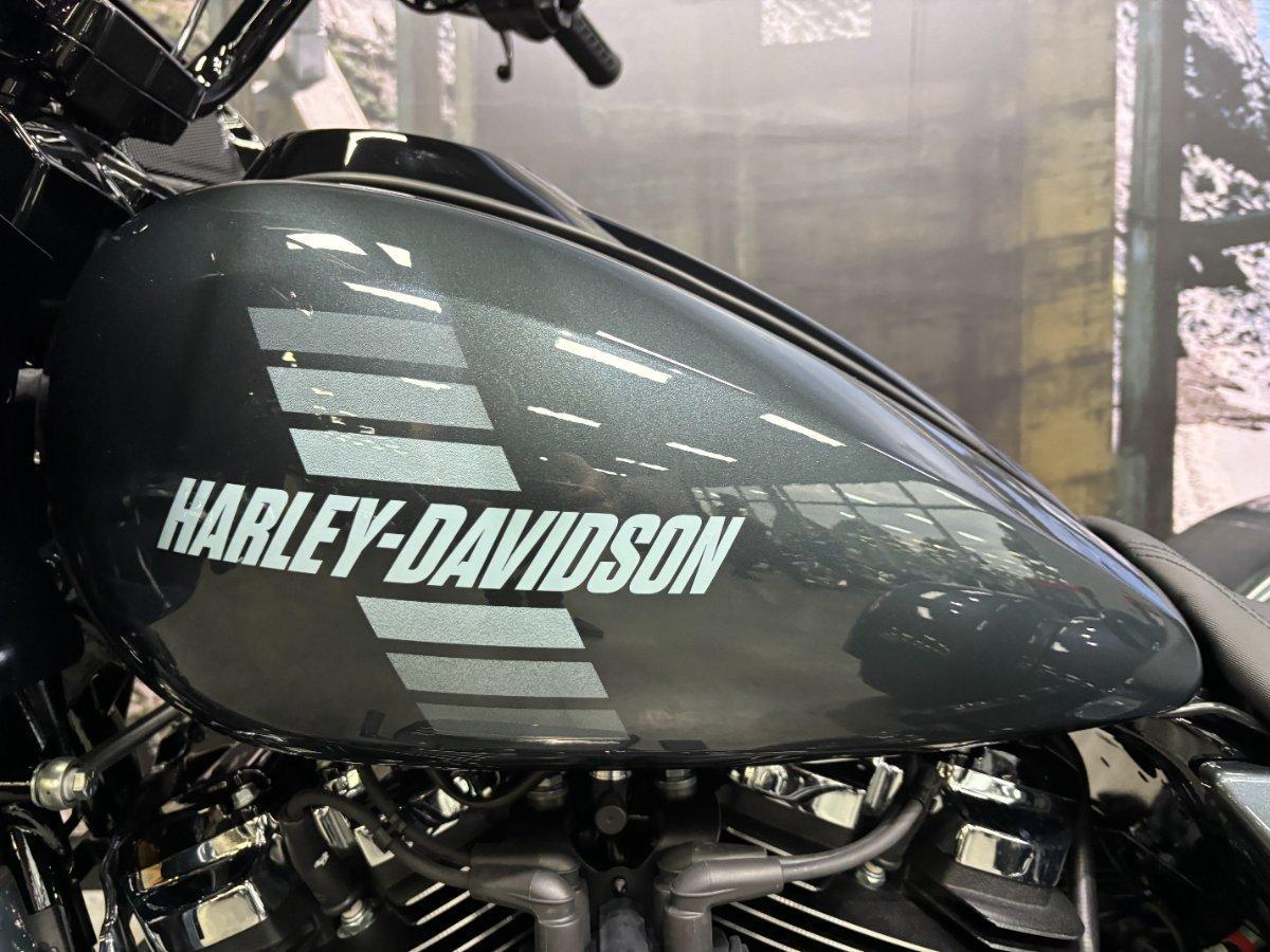 2026 HARLEY-DAVIDSON FLTRT ROAD GLIDE 3 TRIKE