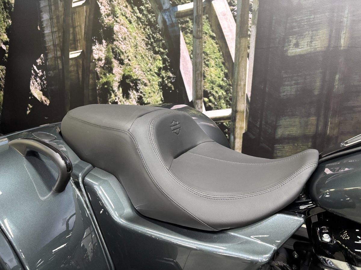2026 HARLEY-DAVIDSON FLTRT ROAD GLIDE 3 TRIKE