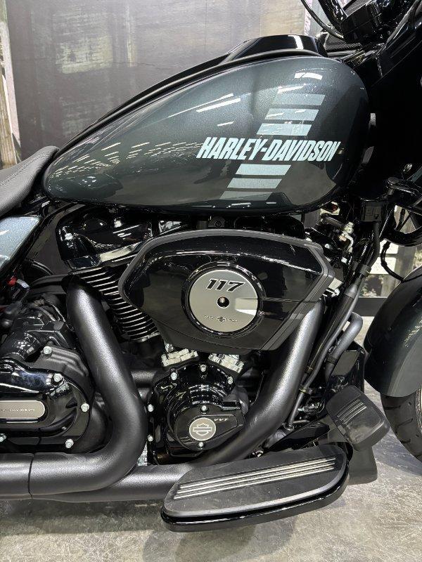 2026 HARLEY-DAVIDSON FLTRT ROAD GLIDE 3 TRIKE