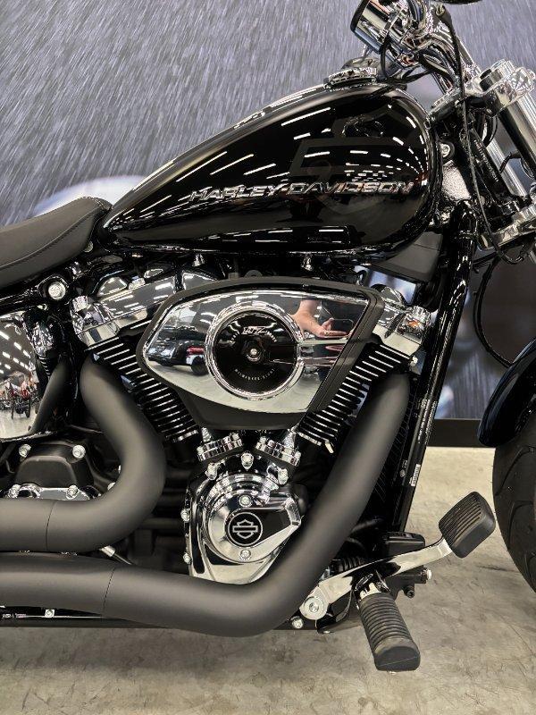 2025 HARLEY-DAVIDSON FXBR BREAKOUT (117) CRUISER