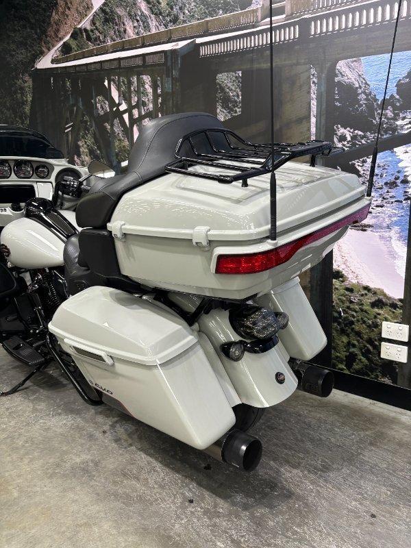 2020 HARLEY-DAVIDSON FLHTKSE CVO LIMITED CRUISER