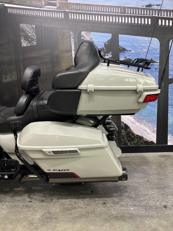 2020 HARLEY-DAVIDSON FLHTKSE CVO LIMITED CRUISER