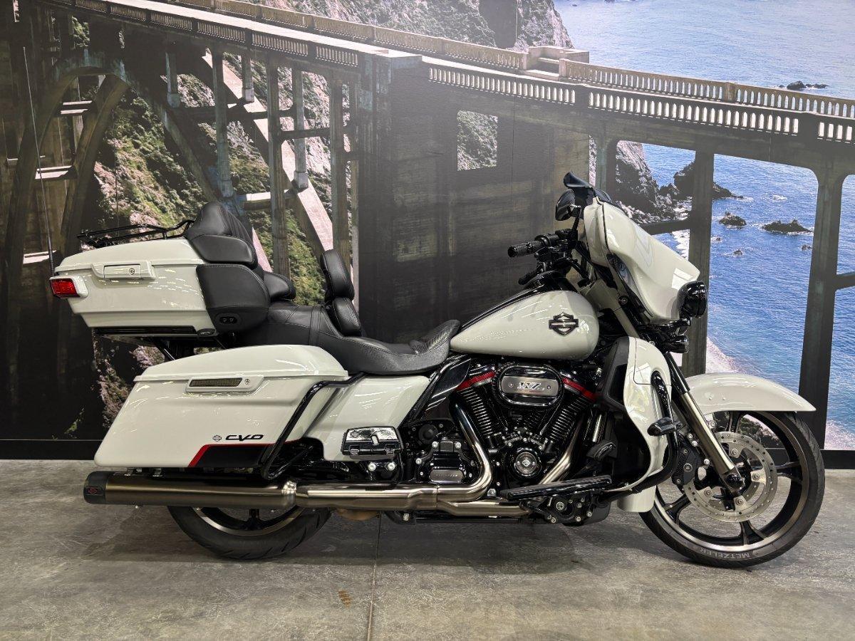 2020 HARLEY-DAVIDSON FLHTKSE CVO LIMITED CRUISER