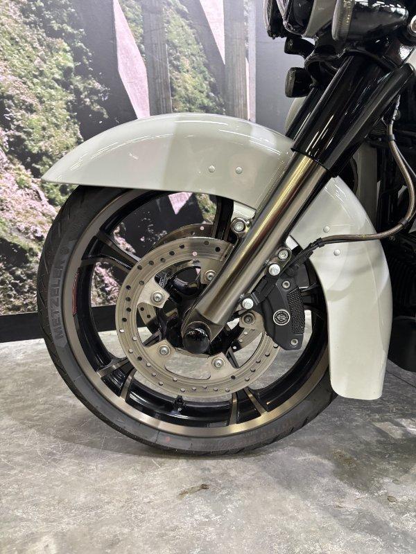 2020 HARLEY-DAVIDSON FLHTKSE CVO LIMITED CRUISER