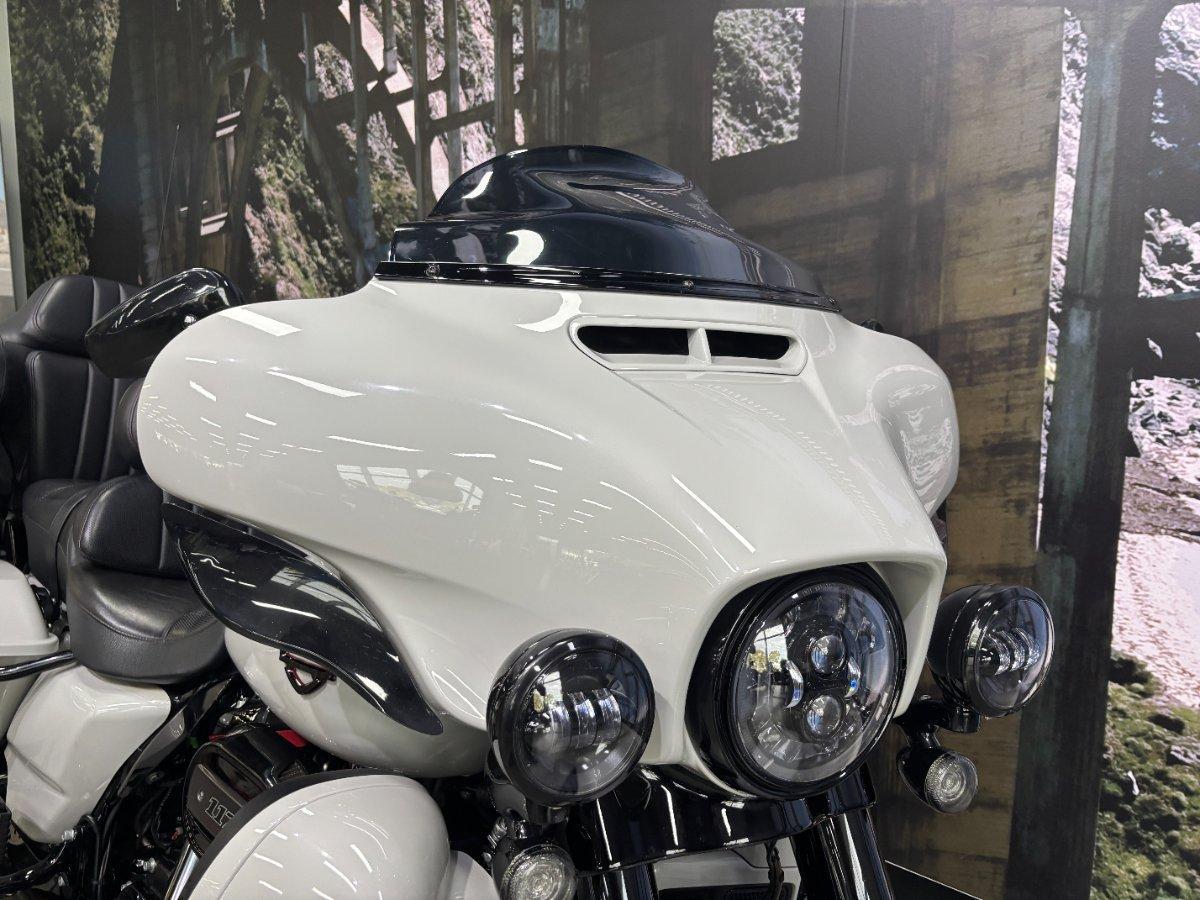 2020 HARLEY-DAVIDSON FLHTKSE CVO LIMITED CRUISER