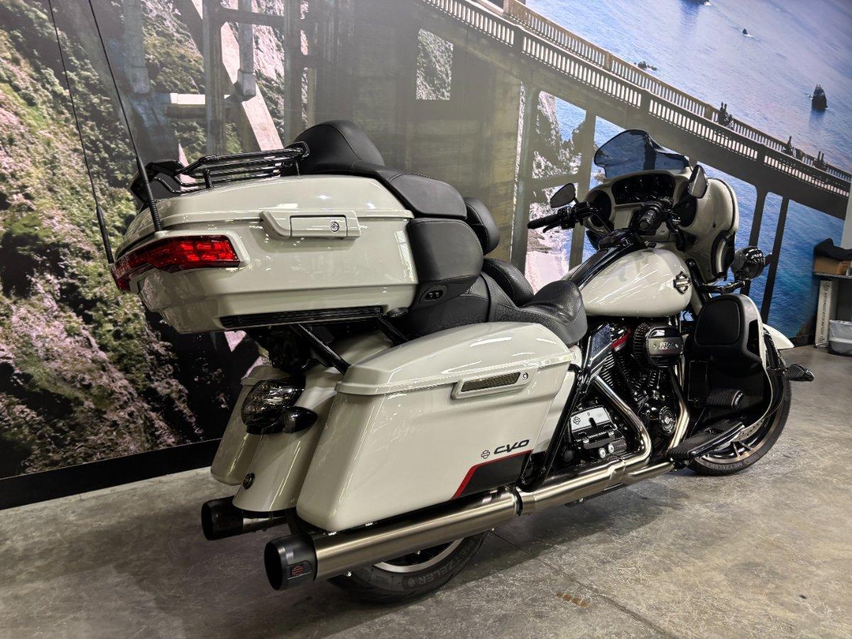 2020 HARLEY-DAVIDSON FLHTKSE CVO LIMITED CRUISER