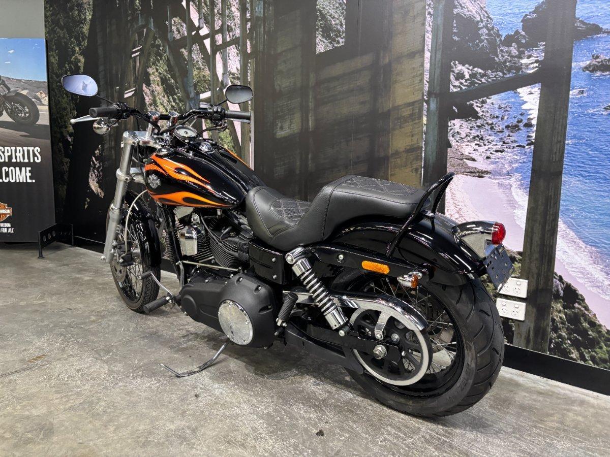 2011 HARLEY-DAVIDSON FXDWG WIDE GLIDE CRUISER