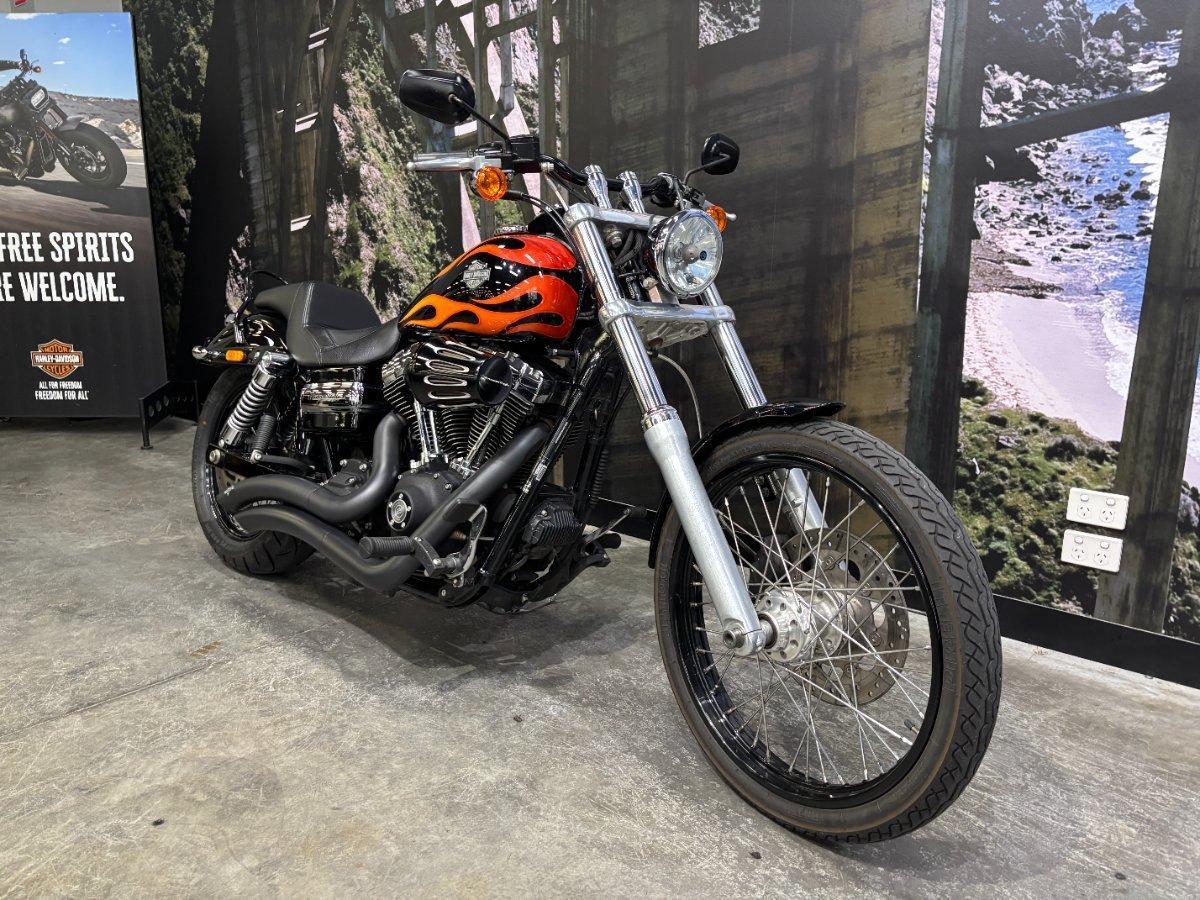 2011 HARLEY-DAVIDSON FXDWG WIDE GLIDE CRUISER