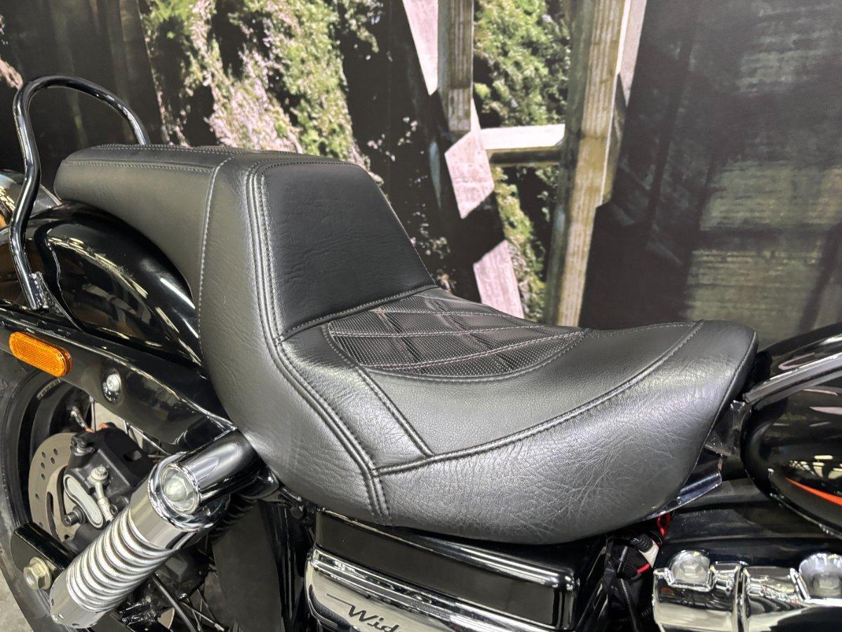 2011 HARLEY-DAVIDSON FXDWG WIDE GLIDE CRUISER