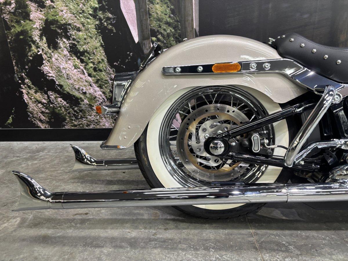 2018 HARLEY-DAVIDSON FLDE DELUXE (107) CRUISER
