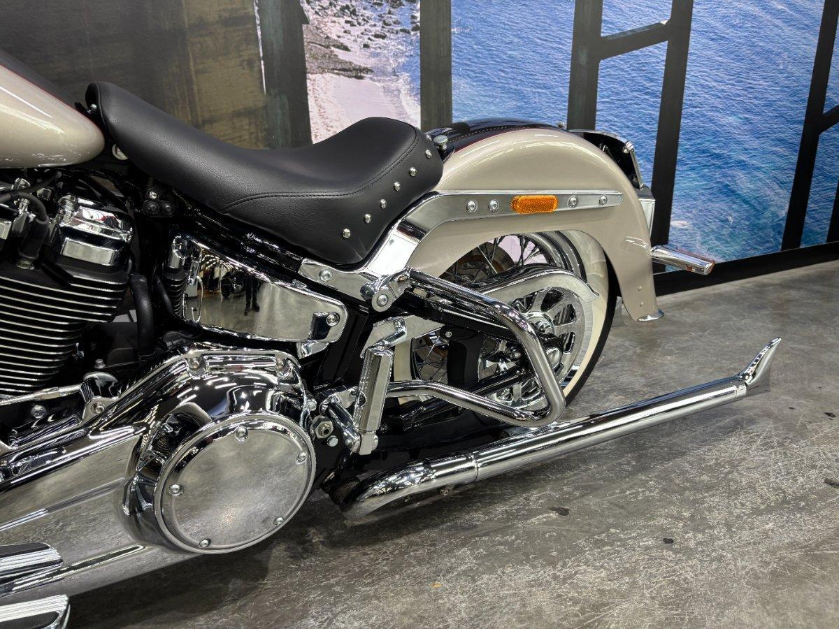 2018 HARLEY-DAVIDSON FLDE DELUXE (107) CRUISER