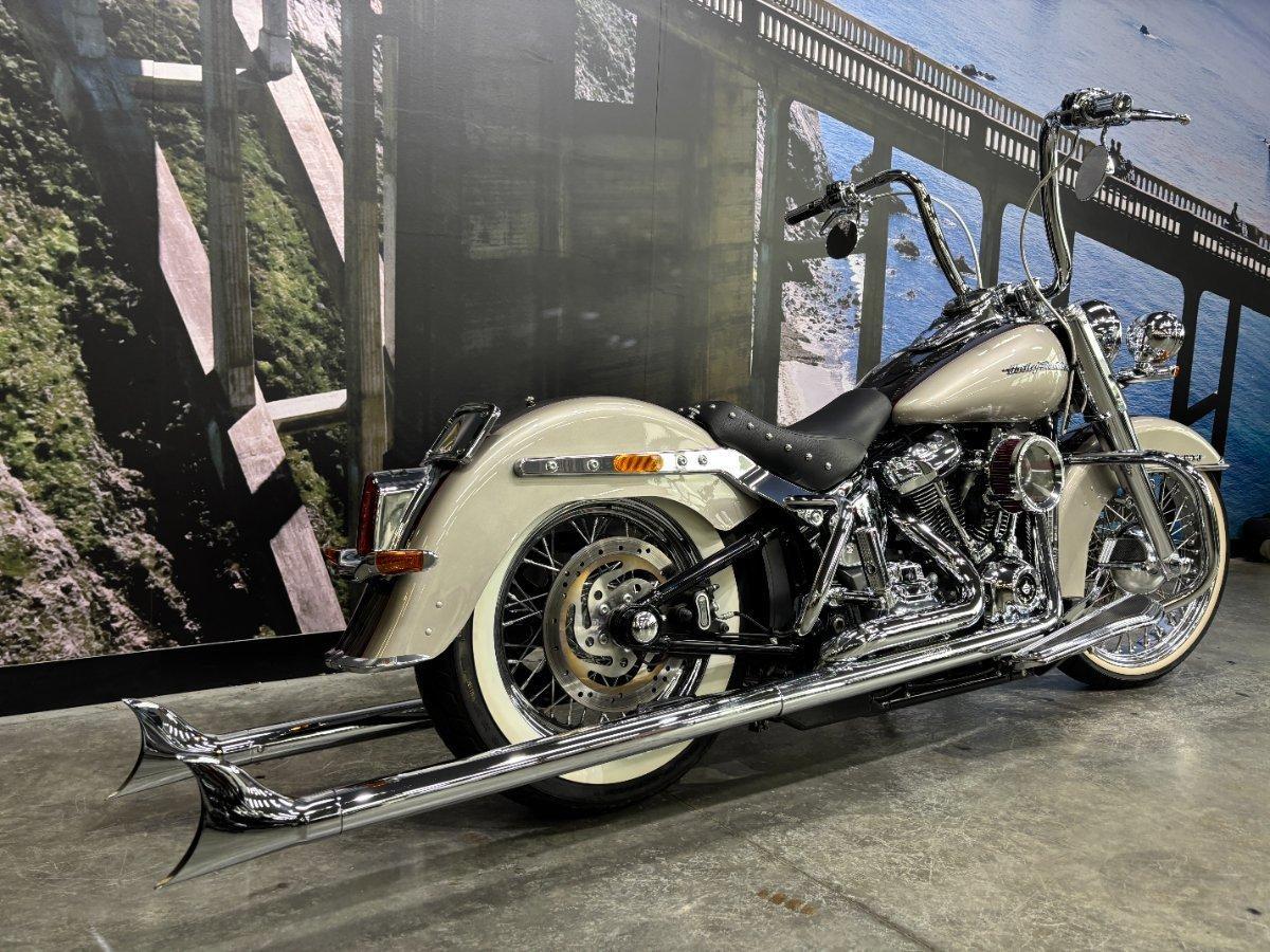 2018 HARLEY-DAVIDSON FLDE DELUXE (107) CRUISER