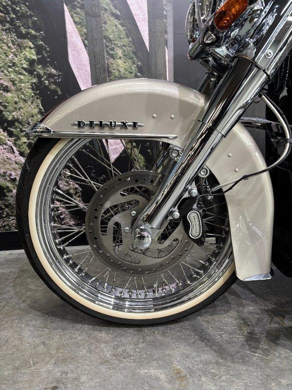 2018 HARLEY-DAVIDSON FLDE DELUXE (107) CRUISER