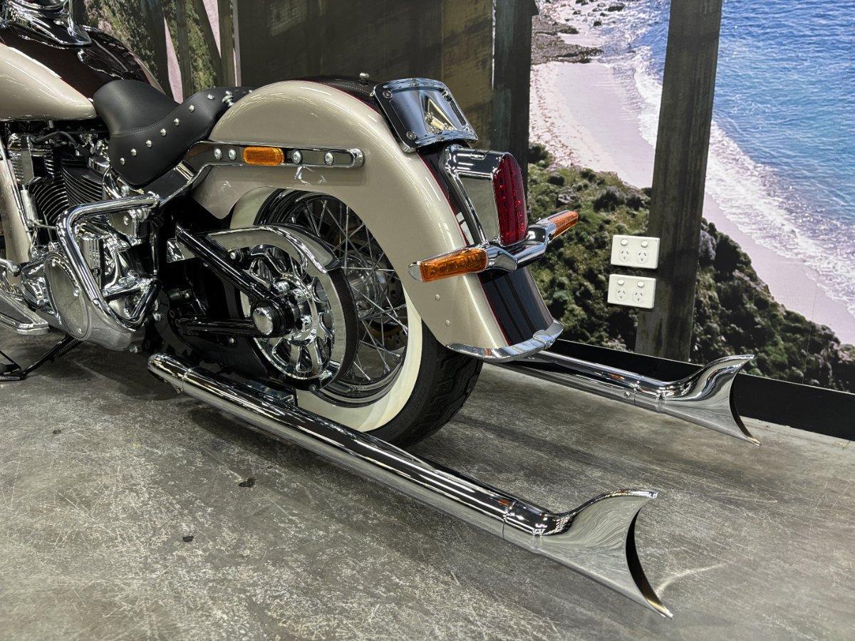 2018 HARLEY-DAVIDSON FLDE DELUXE (107) CRUISER