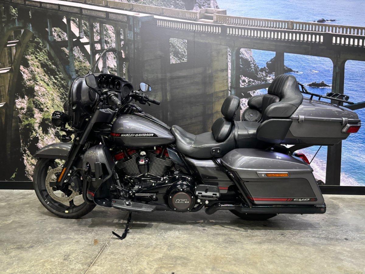 2020 HARLEY-DAVIDSON FLHTKSE CVO LIMITED CRUISER